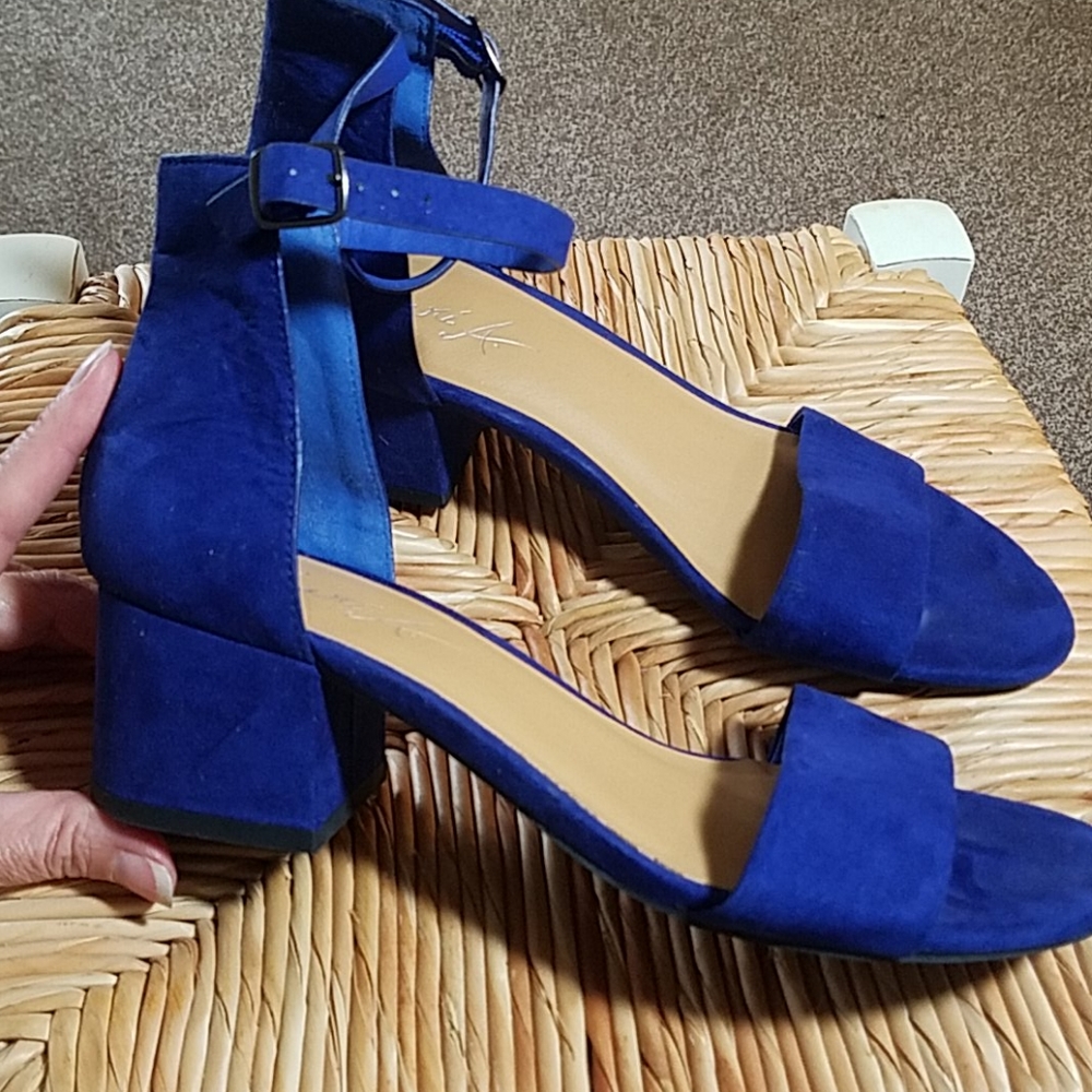 Royal blue block heel sandal